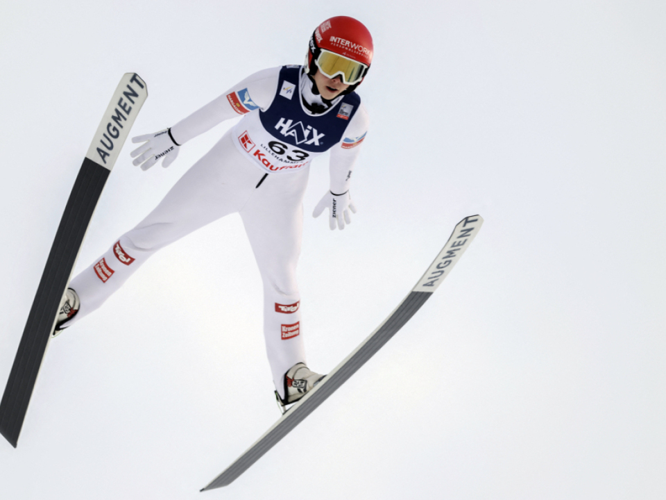 Skispringerin-Lisa-Eder-in-Wisla-Weltcup-F-nfte