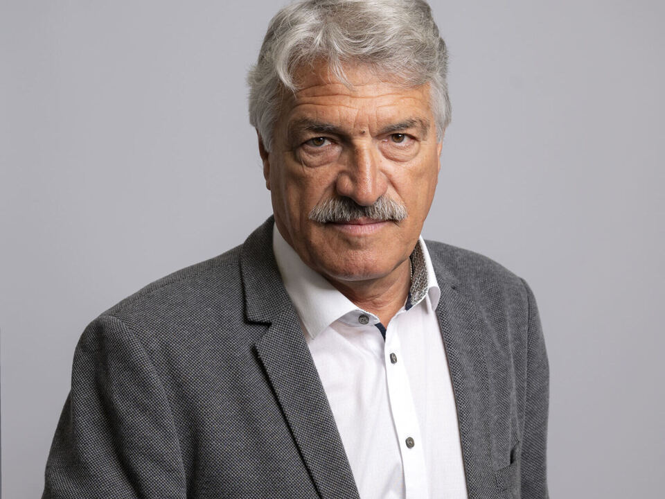 Benedikter-kritisiert-zu-langsames-Vorgehen-des-Bozner-B-rgermeisters