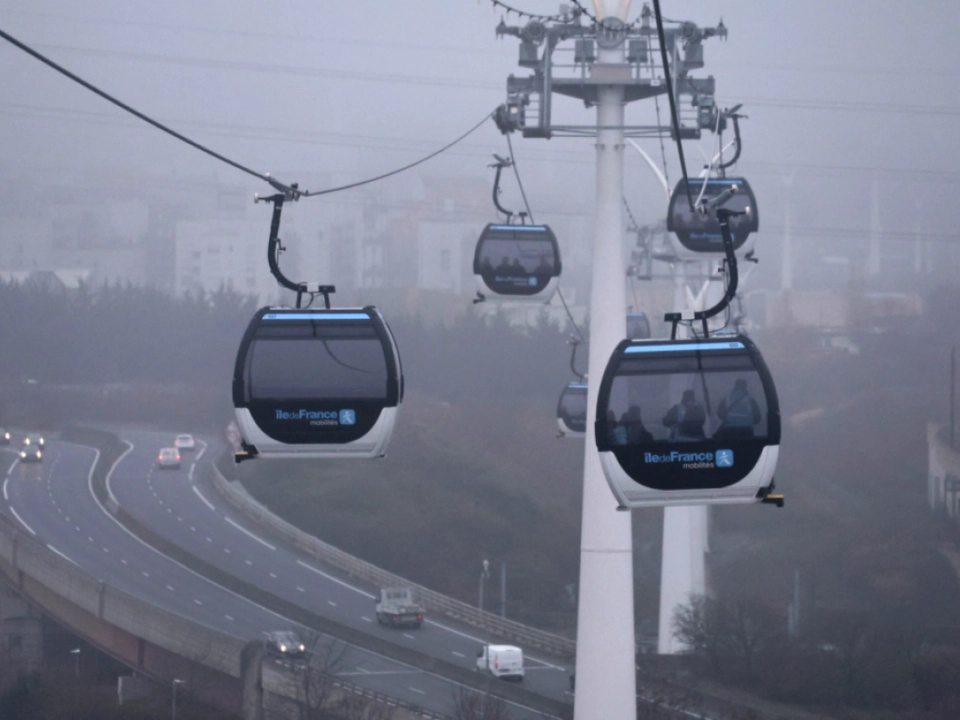 Paris nimmt eine von Doppelmayr gelieferte Seilbahn in Betrieb