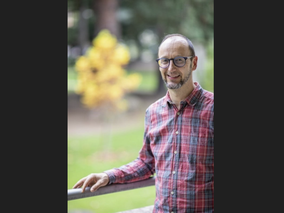 Krisentelefon-Offenes-Ohr-in-schweren-Momenten