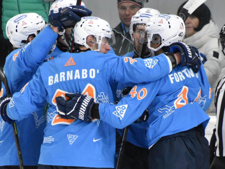 AHL-Cortina-bezwingt-Gr-den-in-der-Verl-ngerung