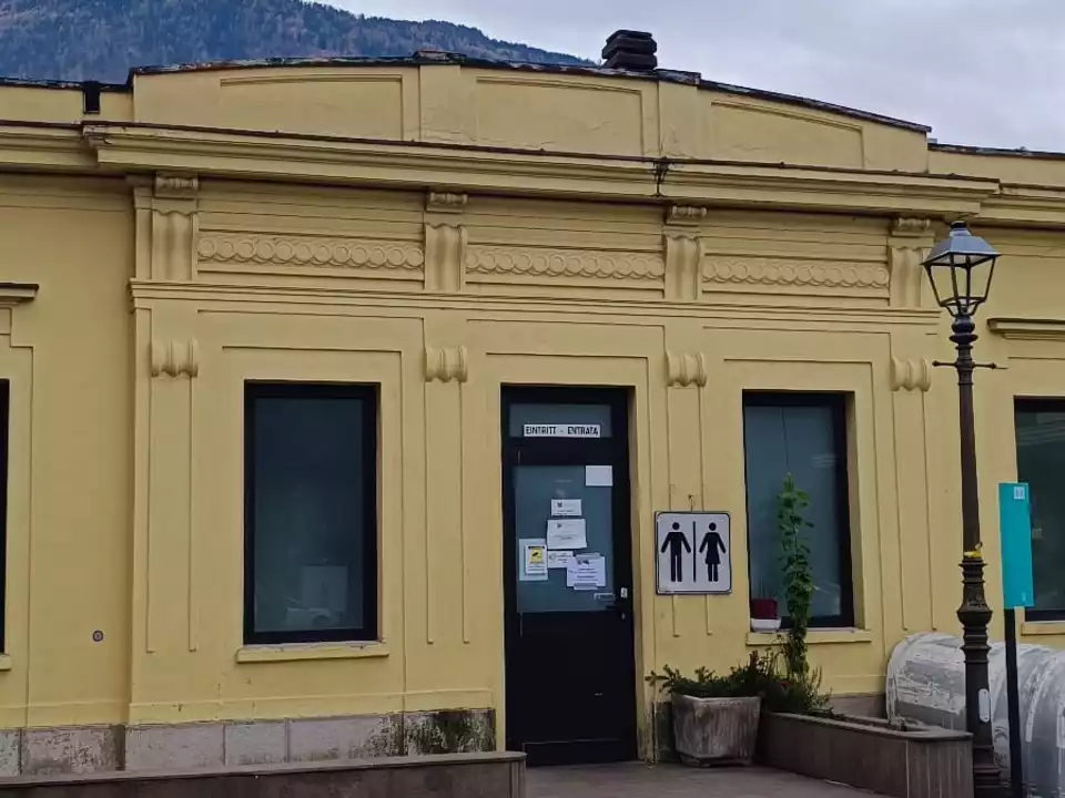 Toiletten_Bahnhof-Meran-2025