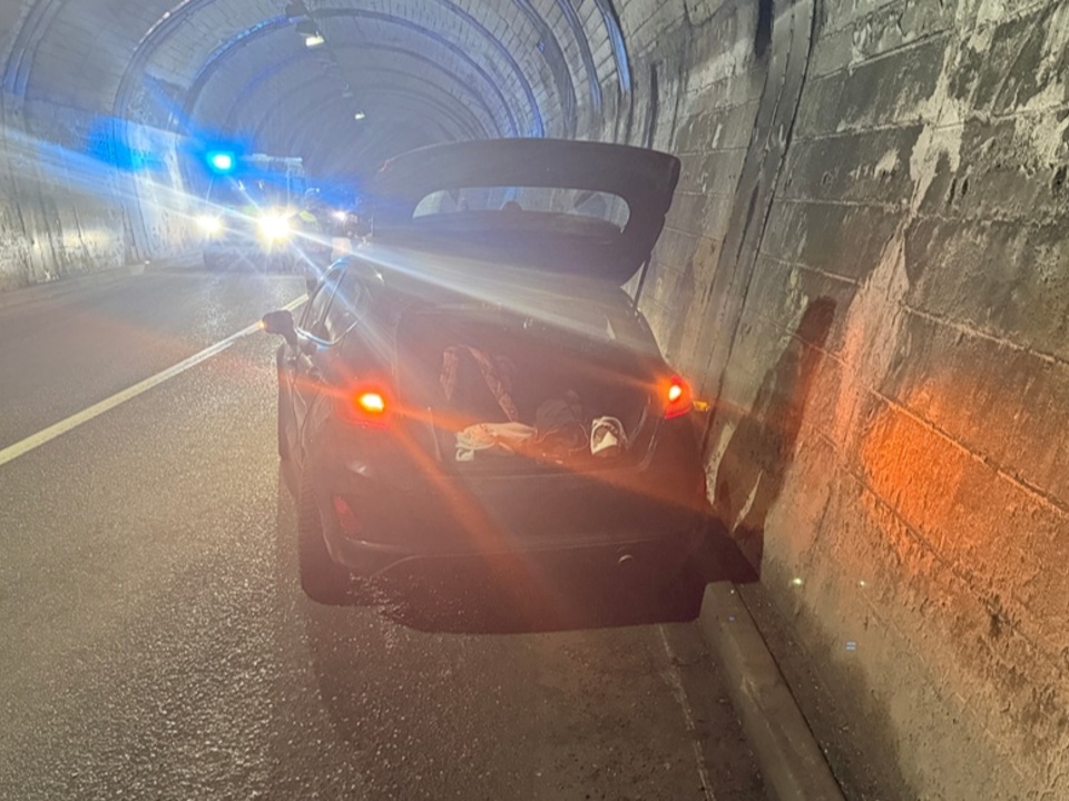 Fr-hmorgendlicher-Verkehrsunfall-im-Gr-dental