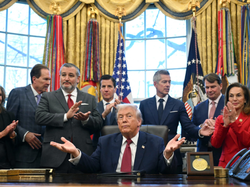 Trump-will-Kraftstoffvorgaben-f-r-Autos-lockern