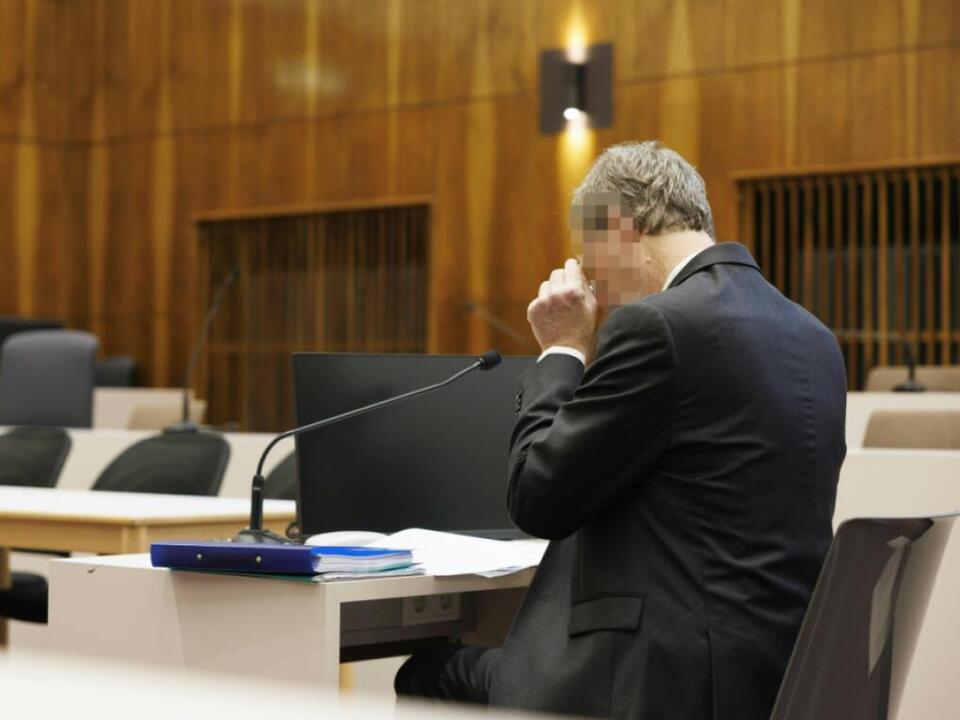 Vier-Jahre-Haft-wegen-NS-Wiederbet-tigung-f-r-Ex-Aula-Chef