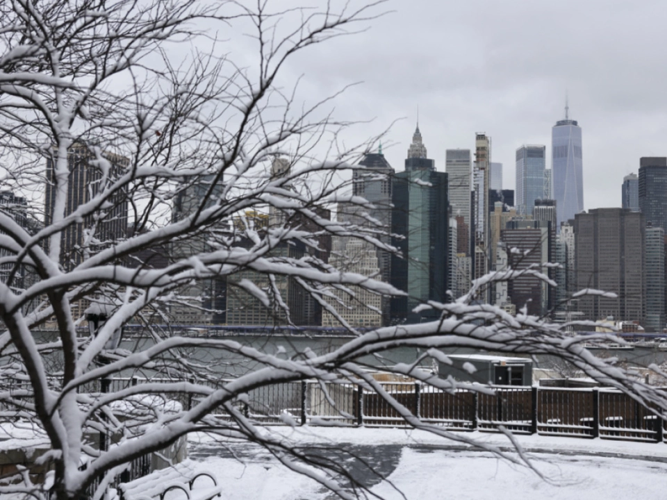 Hunderte Flüge wegen Wintersturms in den USA gestrichen