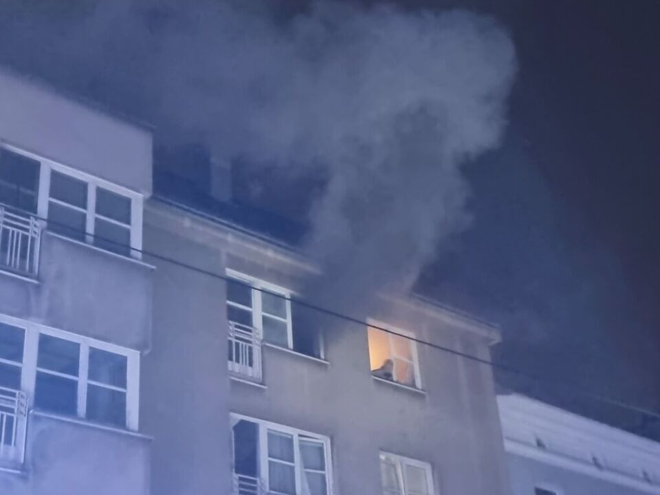 Mutter-mit-Kindern-aus-brennender-Wohnung-gerettet