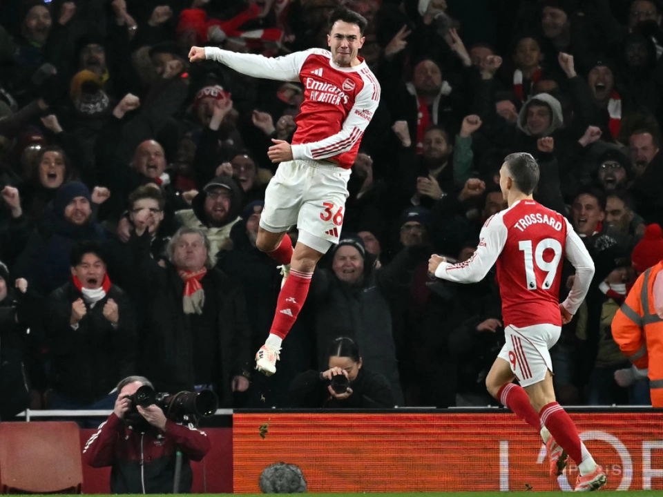 Zubimendi und Trossard lassen Arsenal jubeln