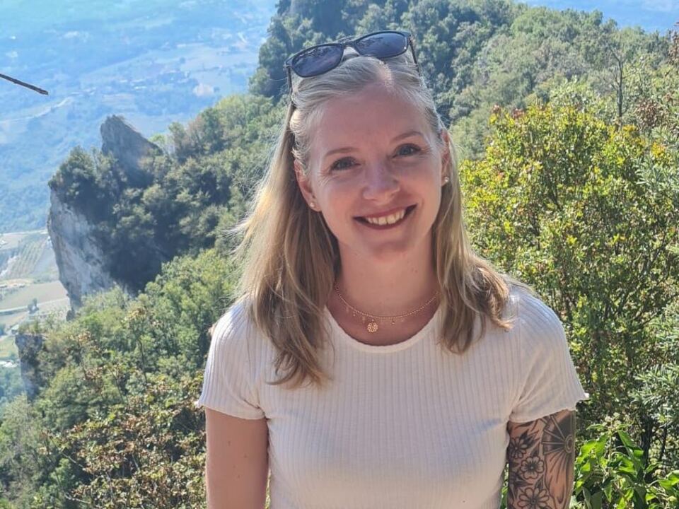 -MS-ist-nicht-gleich-Rollstuhl-Martina-Messner-kl-rt-auf