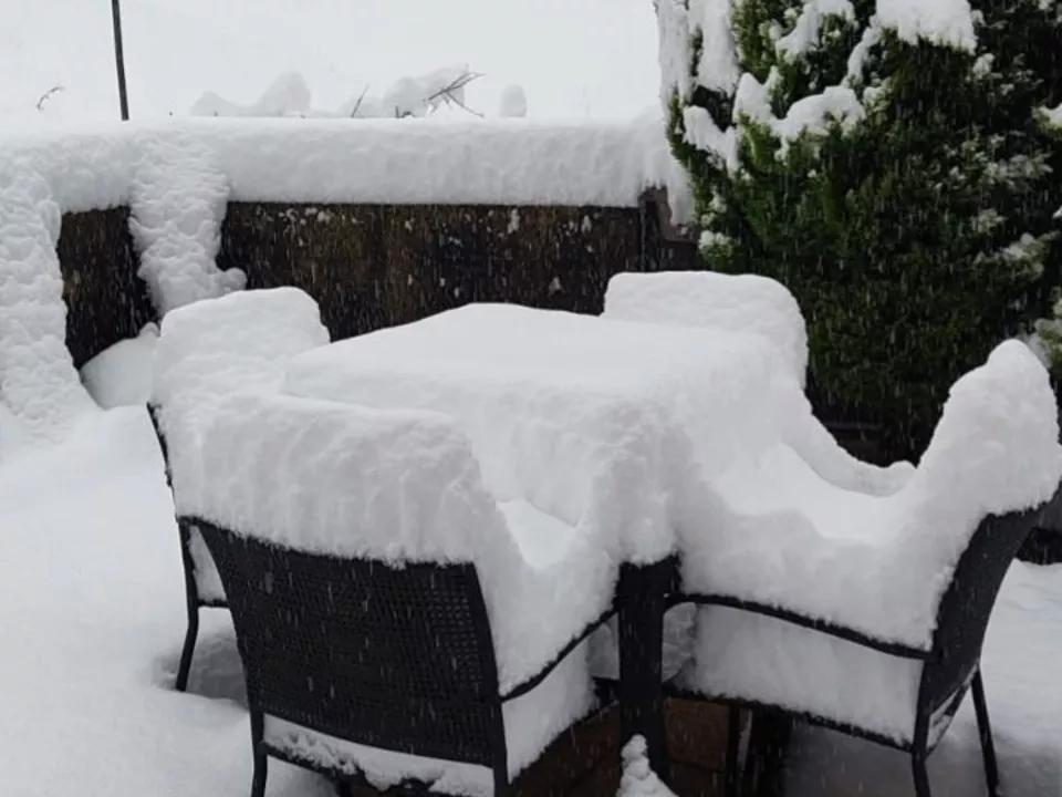 Winterwunder an der Adria: Schneegestöber in Rimini und der Toskana