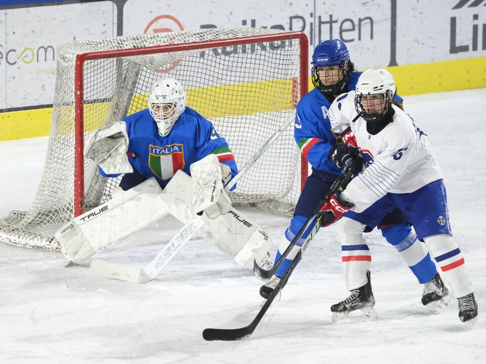 Eishockey-Auch-im-zweiten-Spiel-bei-der-U18-WM-zieht-Italien-den-K-rzeren