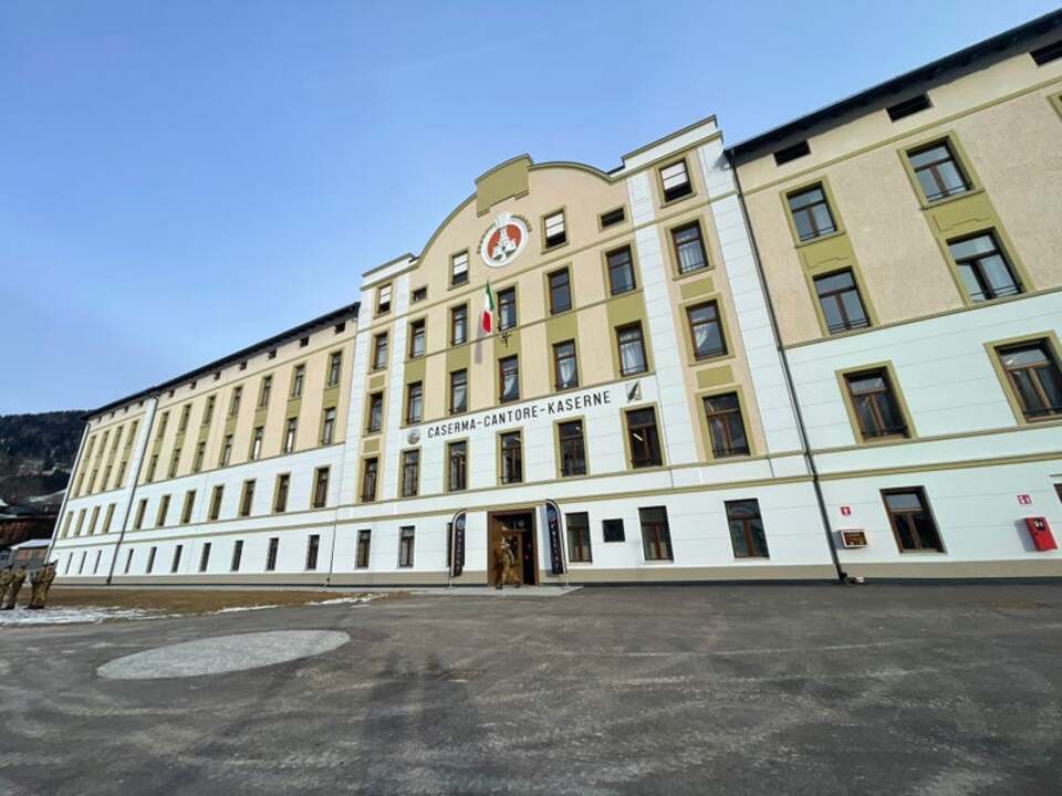 Umgebaute-Cantore-Kaserne-offiziell-er-ffnet