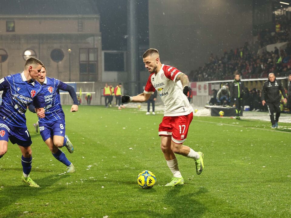 Starker-FCS-Drei-Tore-und-dritter-Sieg-in-Folge