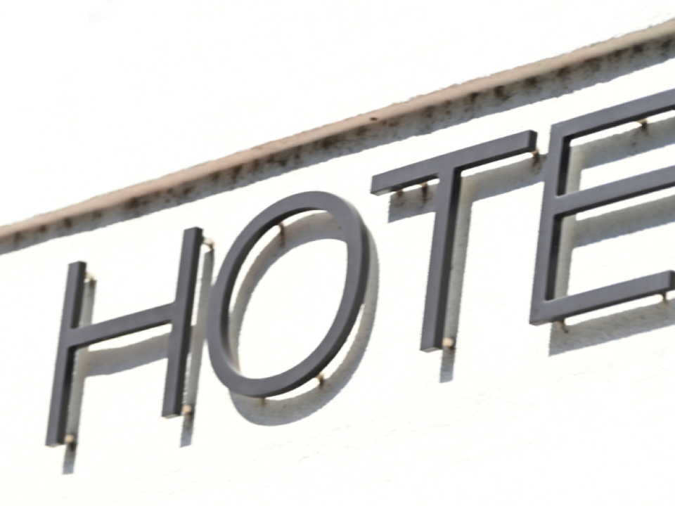 Gefl-chteter-Gefangener-machte-Urlaub-in-Hotel