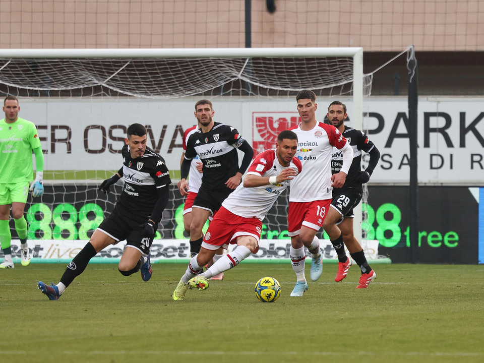 FCS-zur-ck-auf-Siegerstra-e-2-1-gegen-Spezia