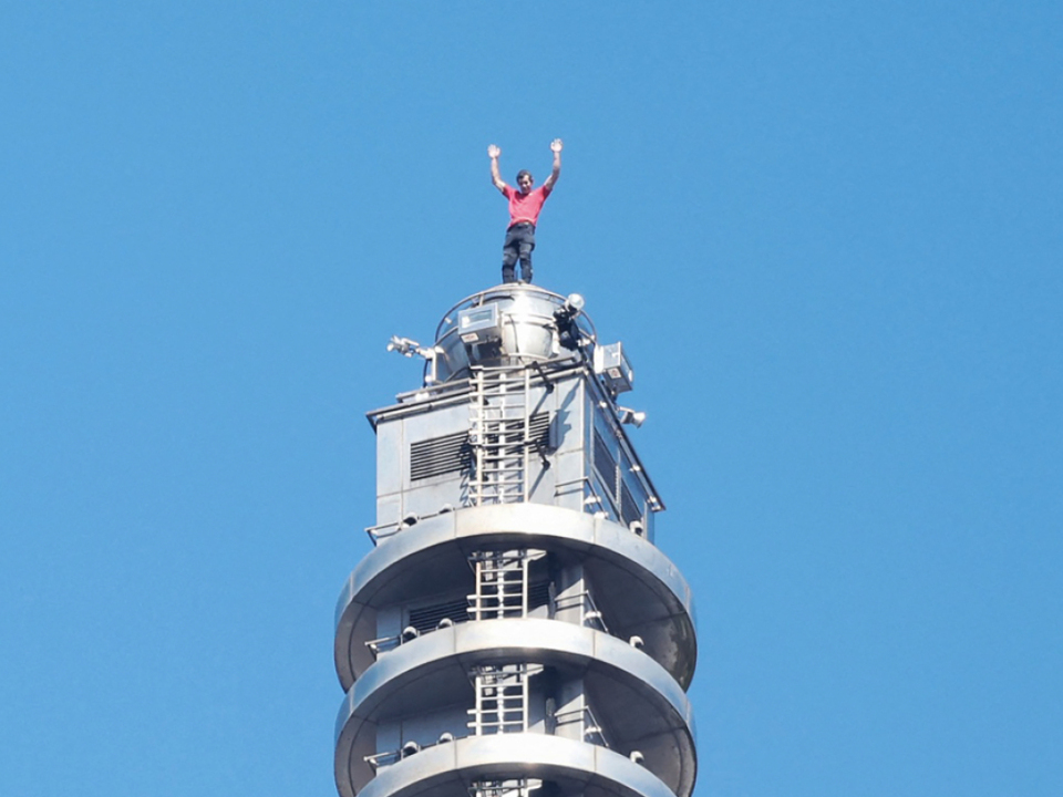 US-Freeclimber-bezwingt-Wolkenkratzer-in-Taipeh