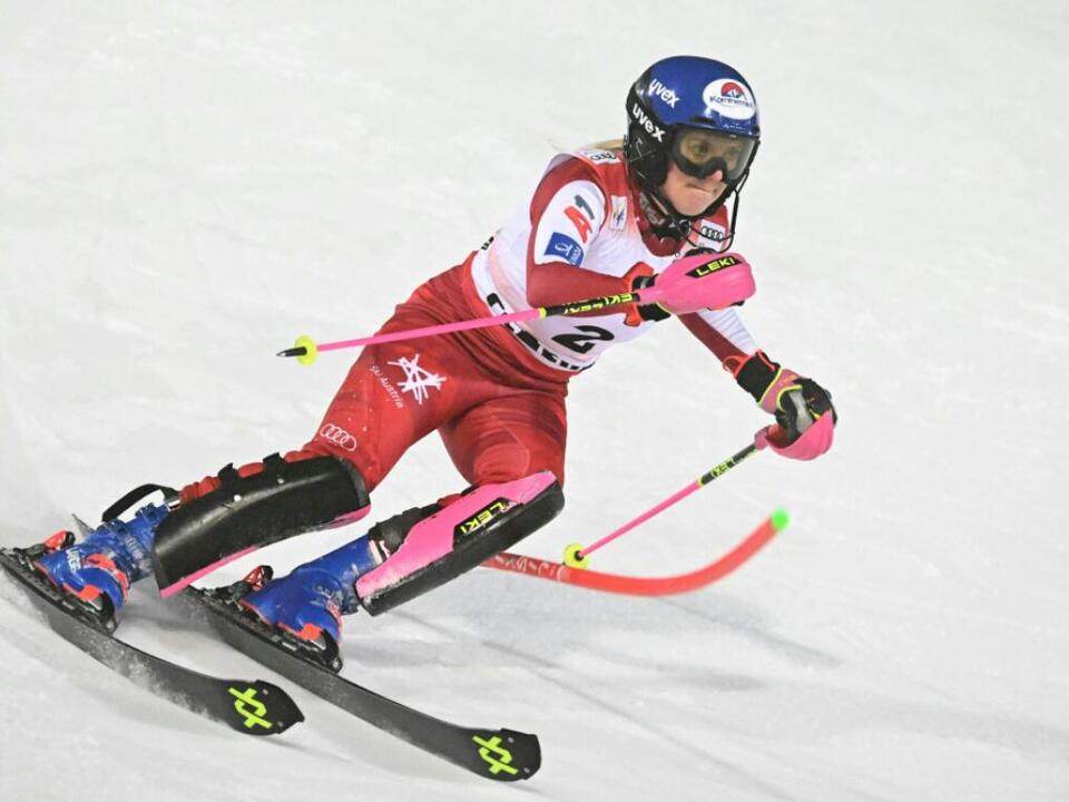 Truppe-bei-US-Doppelf-hrung-im-Flachau-Slalom-auf-Podestkurs