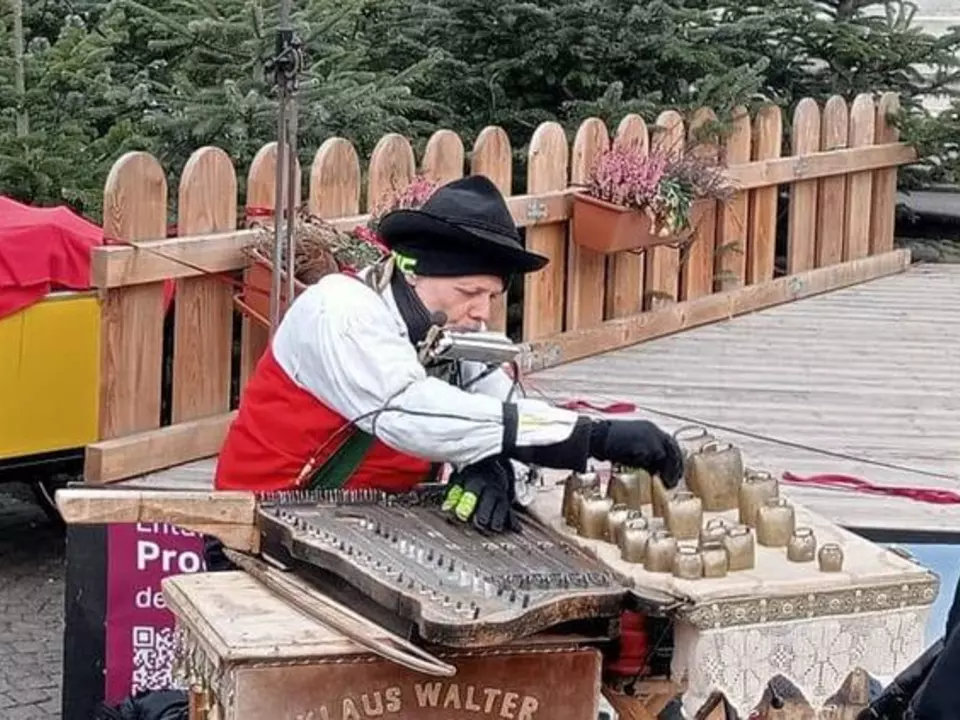 Bozen: Bekannter Straßenmusiker erhält Geldstrafe