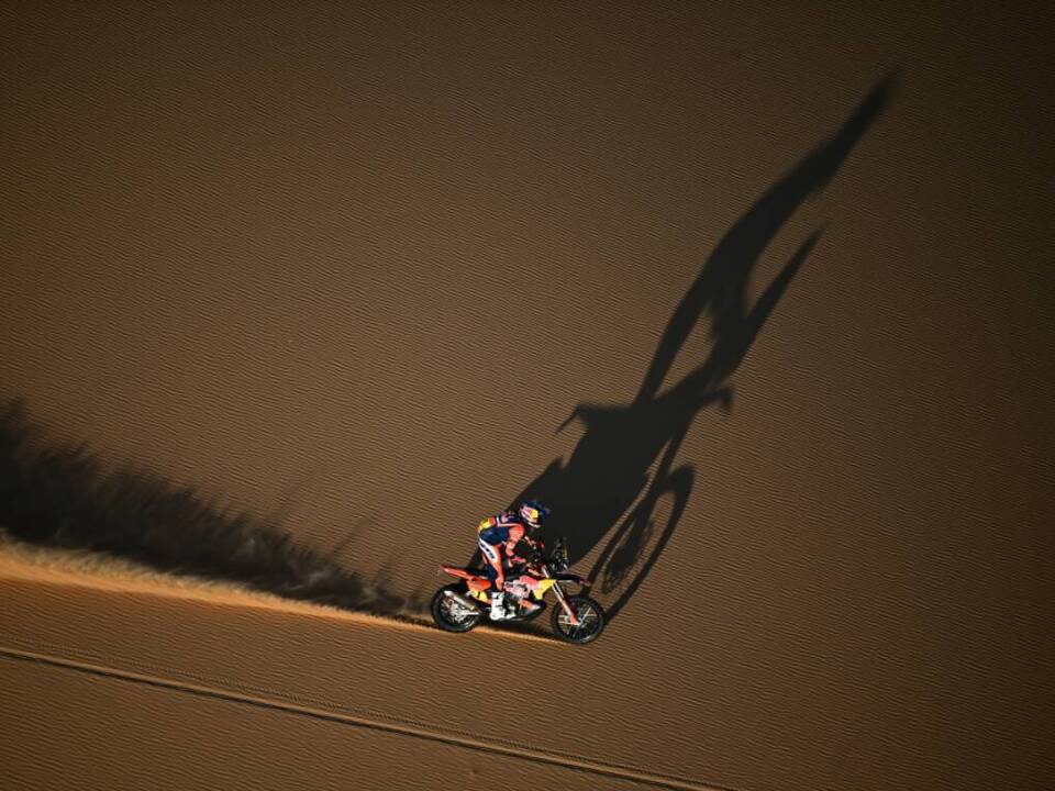 Dakar-F-hrungswechsel-Sanders-und-Roma-nach-Etappe-9-voran