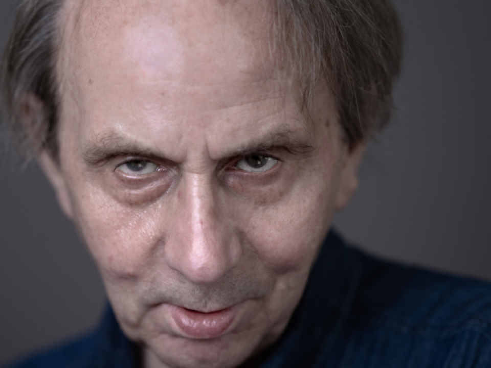 Michel-Houellebecq-bringt-Album-heraus-und-plant-Tournee