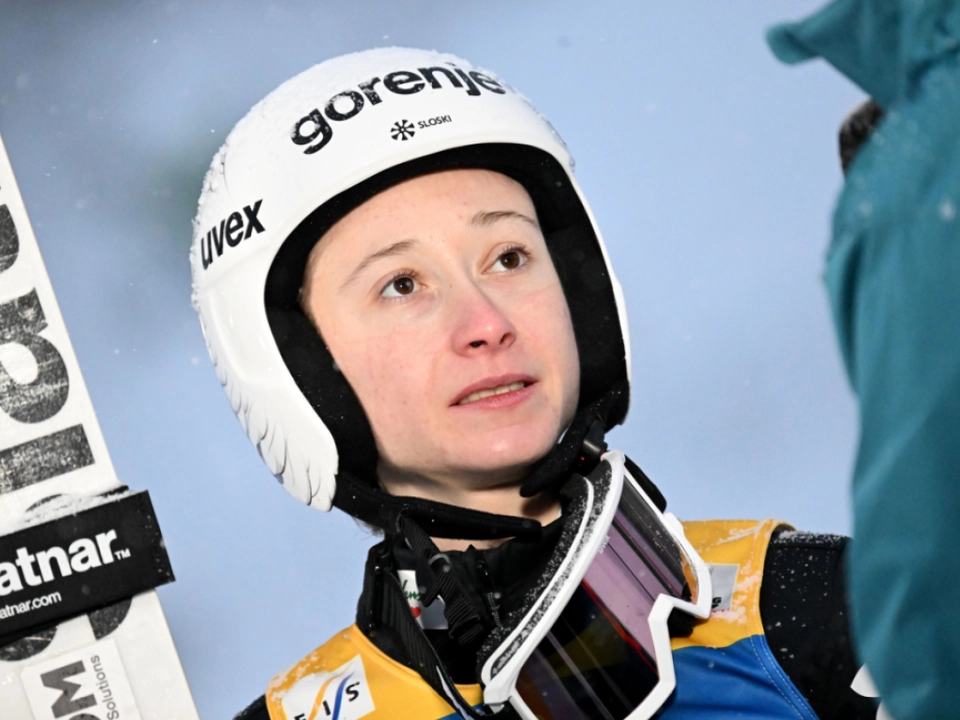 Nika Prevc dominiert Weltcup