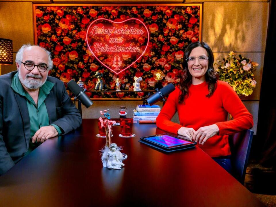 -Liebesg-schichten-und-Heiratssachen-startet-Podcast