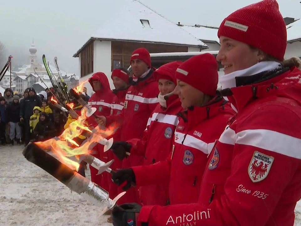 Olympische Fackel grüßt Gröden: Kunst, Natur und Leidenschaft