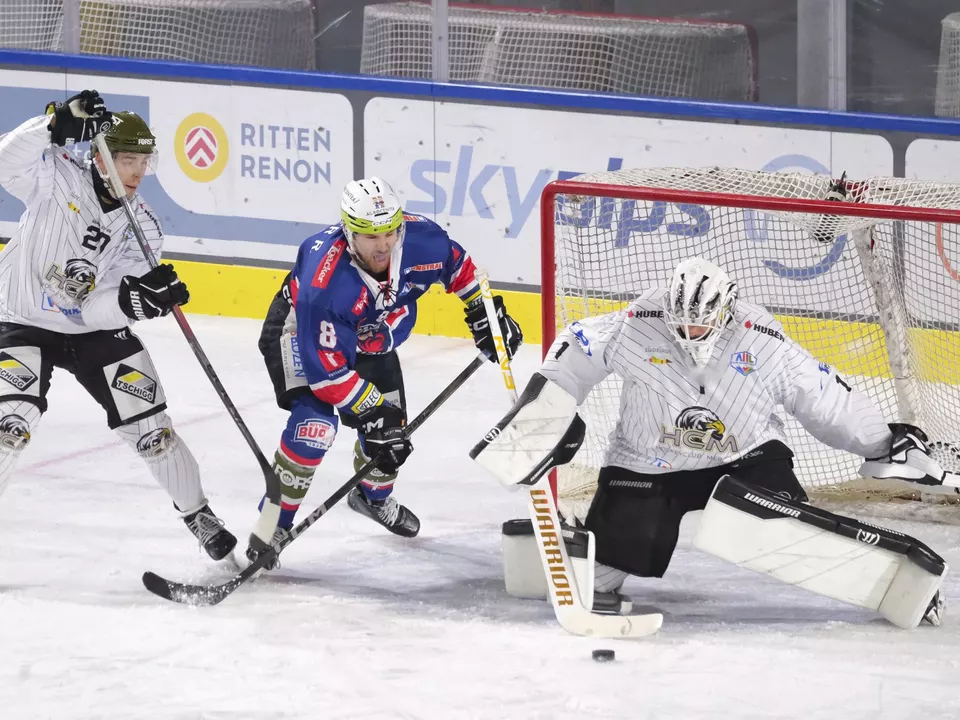 Schmerzhafte Derbyniederlage für die Rittner Buam SkyAlps