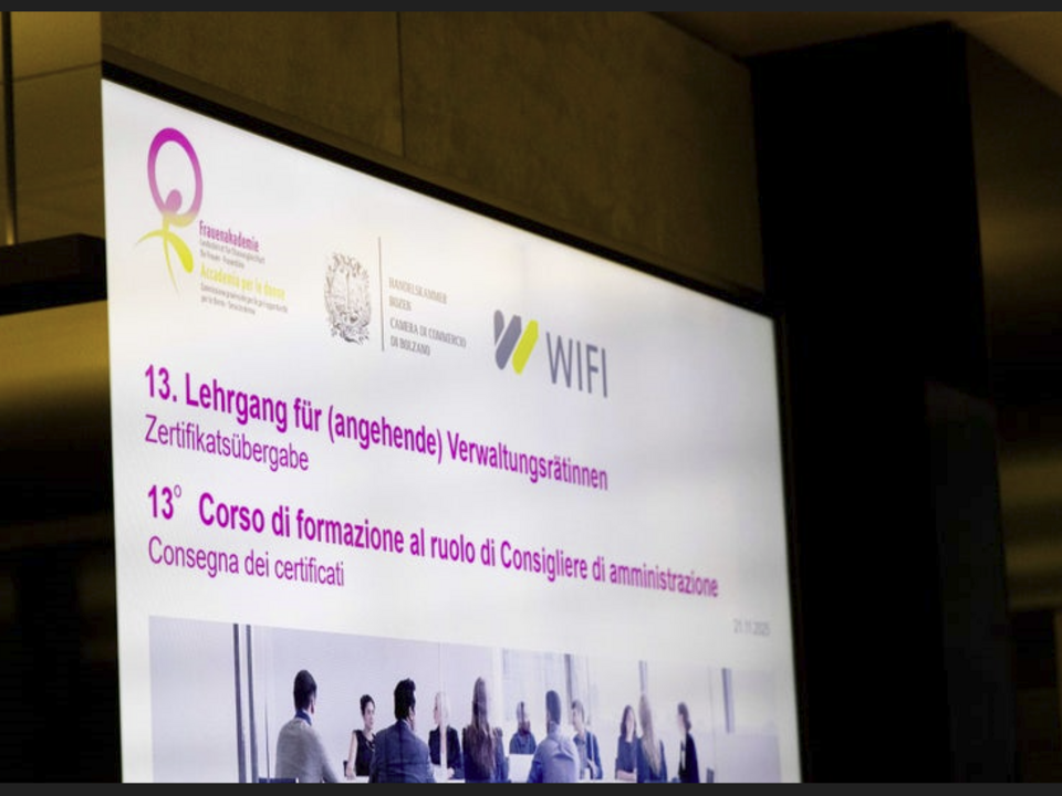 Lehrgang-f-r-Verwaltungsr-tinnen-Anmeldung-zur-Ziehung-am-4-Februar