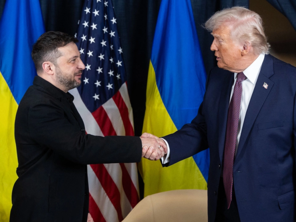 Trump und Selenskyj loben Treffen in Davos als \