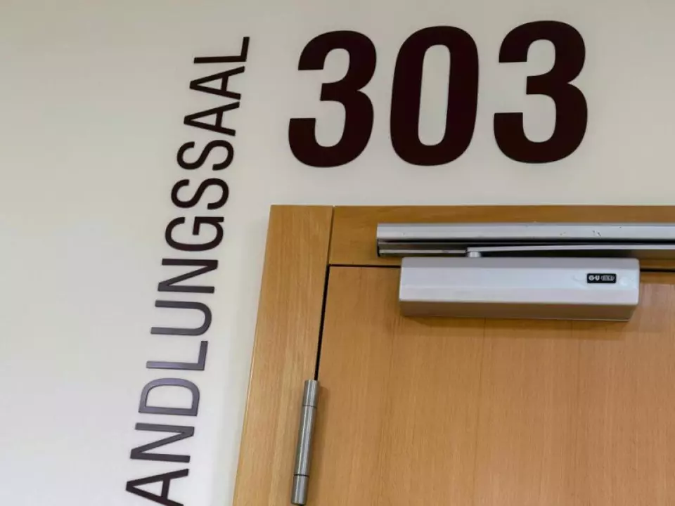 Verhandlung im Schwurgerichtssaal 303