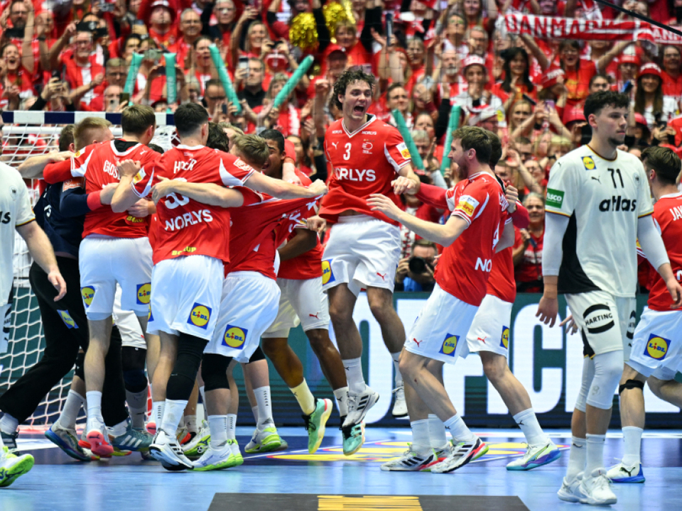 Nach-Olympia-und-WM-Sieg-D-nemark-holt-auch-EM-Titel