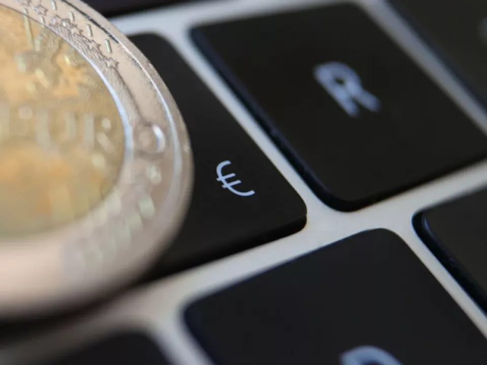 Ein Digi-Euro könnte ohne Zwischenhändler wie Banken versendet werden