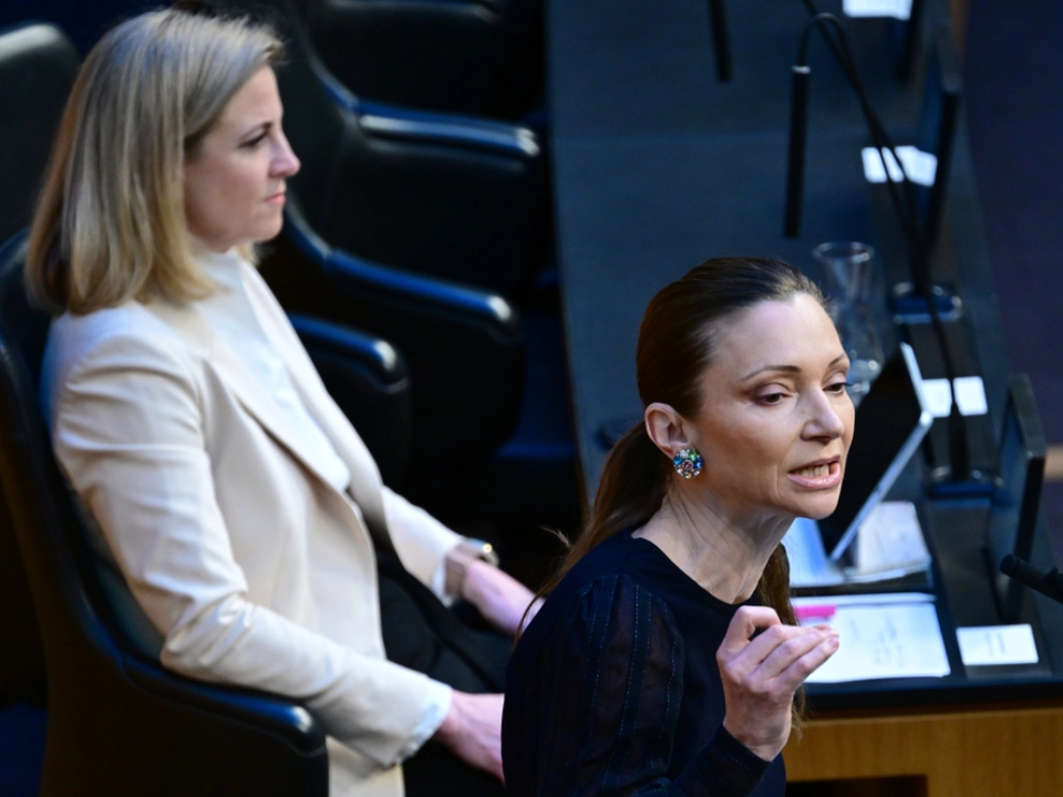 Erbitterte Ukraine-Debatte im Nationalrat