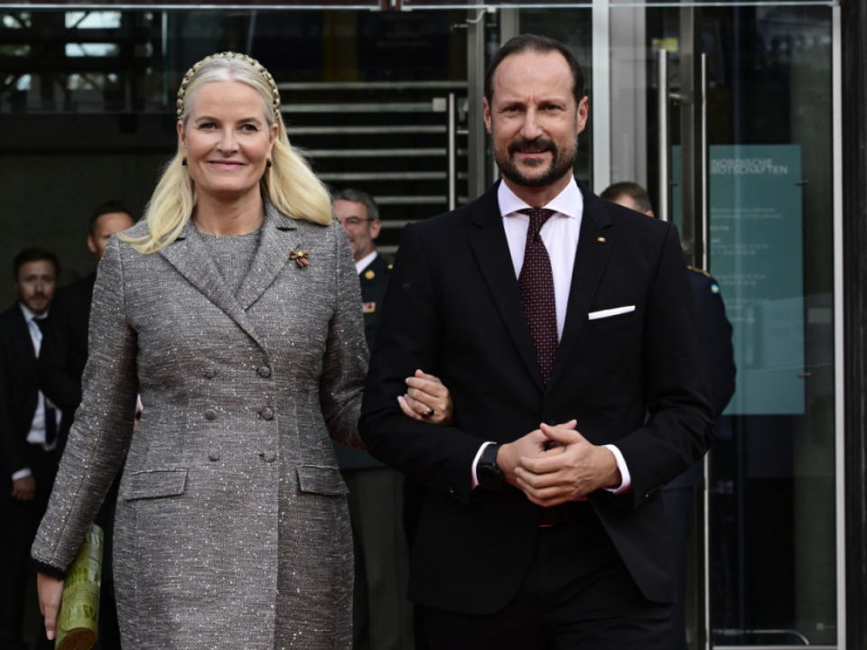 Norwegischer-Kronprinz-Haakon-sagt-Marius-Unterst-tzung-zu