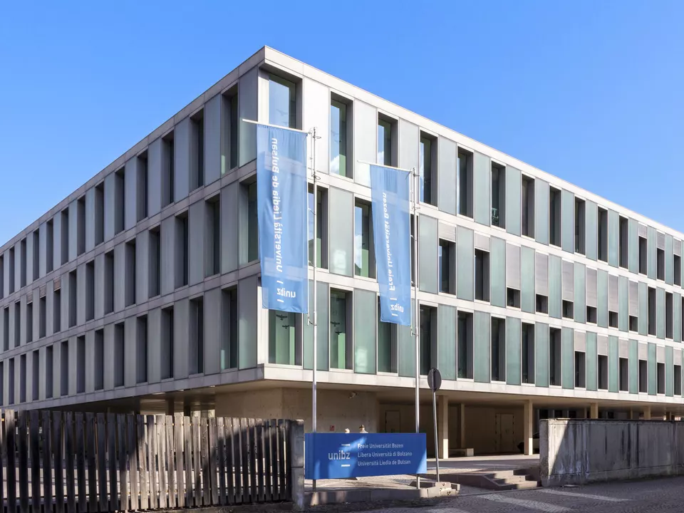 Uni Campus-Brixen-Facade