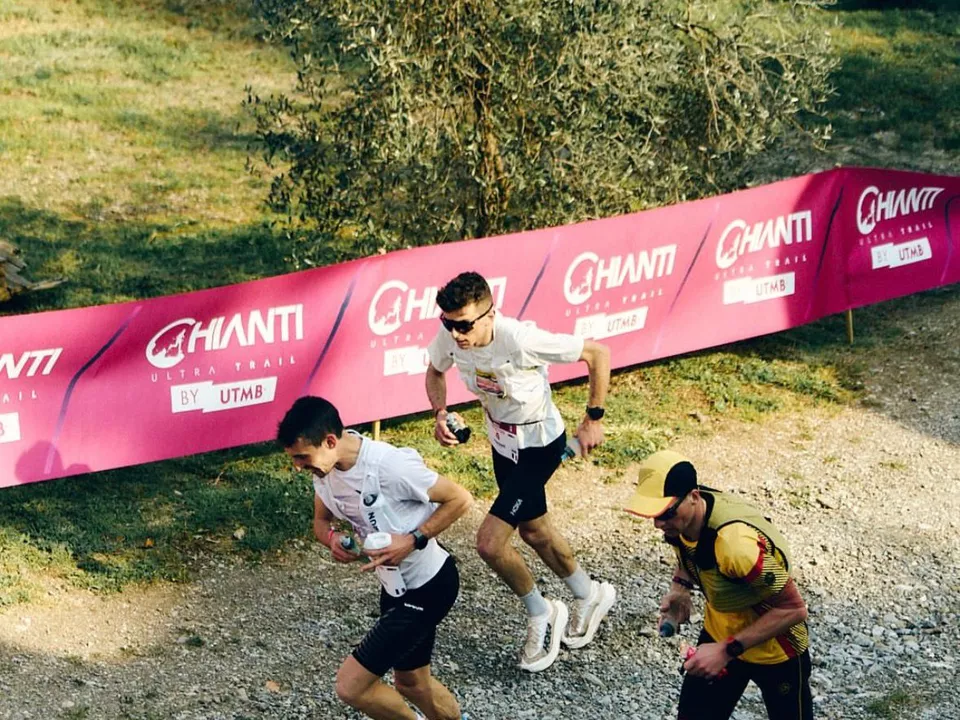Das Siegertrio beim Kampf um Platz 1