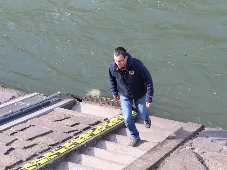 EinperldüseMesslatte-FotoMajaClara