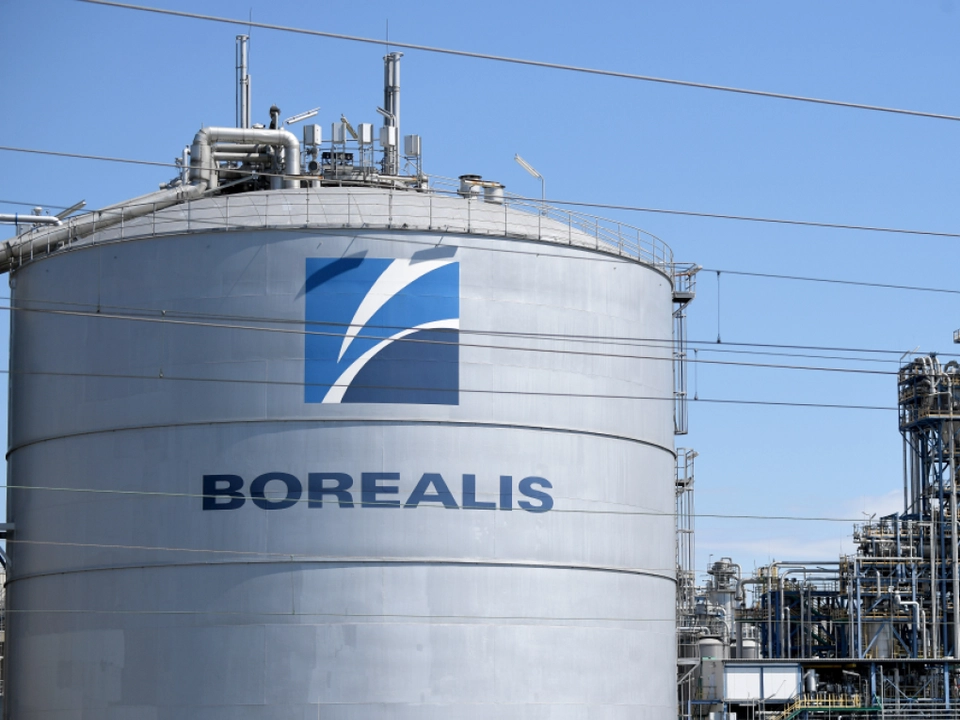 Fusion von Borealis und Borouge, dann Übernahme von NOVA Chemicals