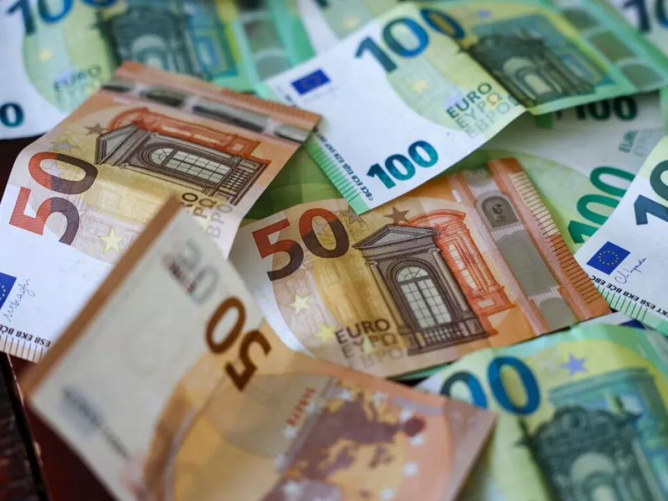 Geld festgeld zinsen