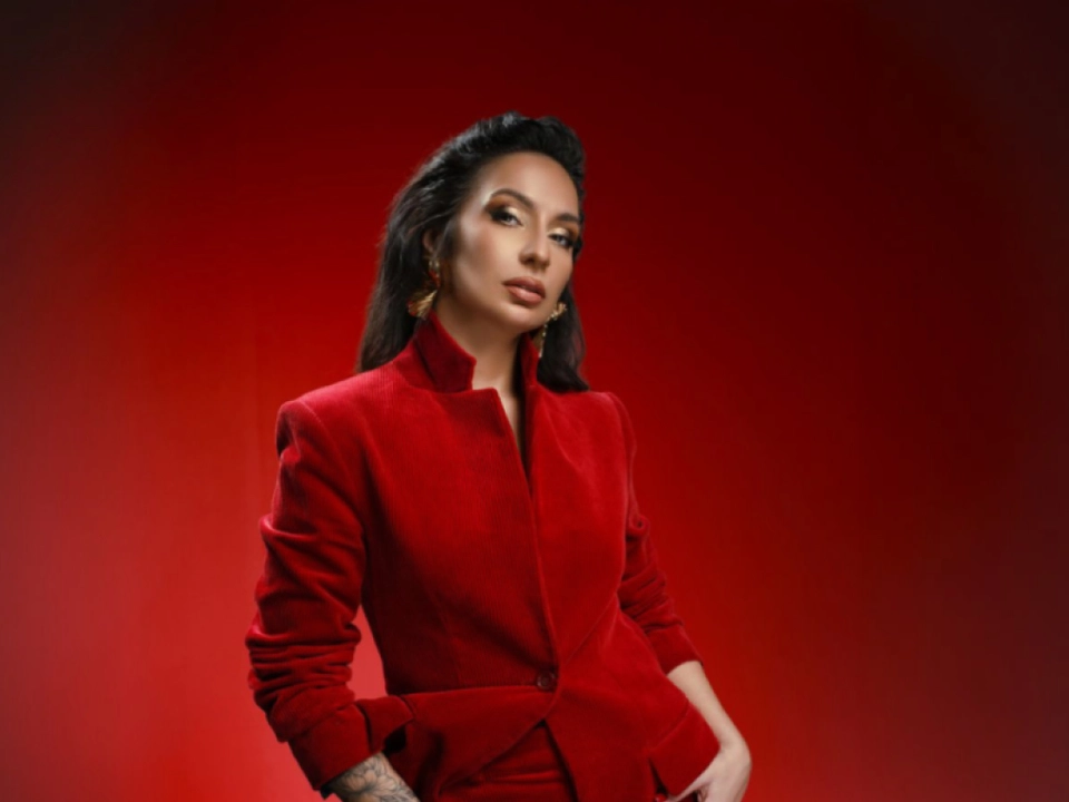 ++ HANDOUT ++ Jiva will mit einer Powerballade samt James-Bond-Touch überzeugen