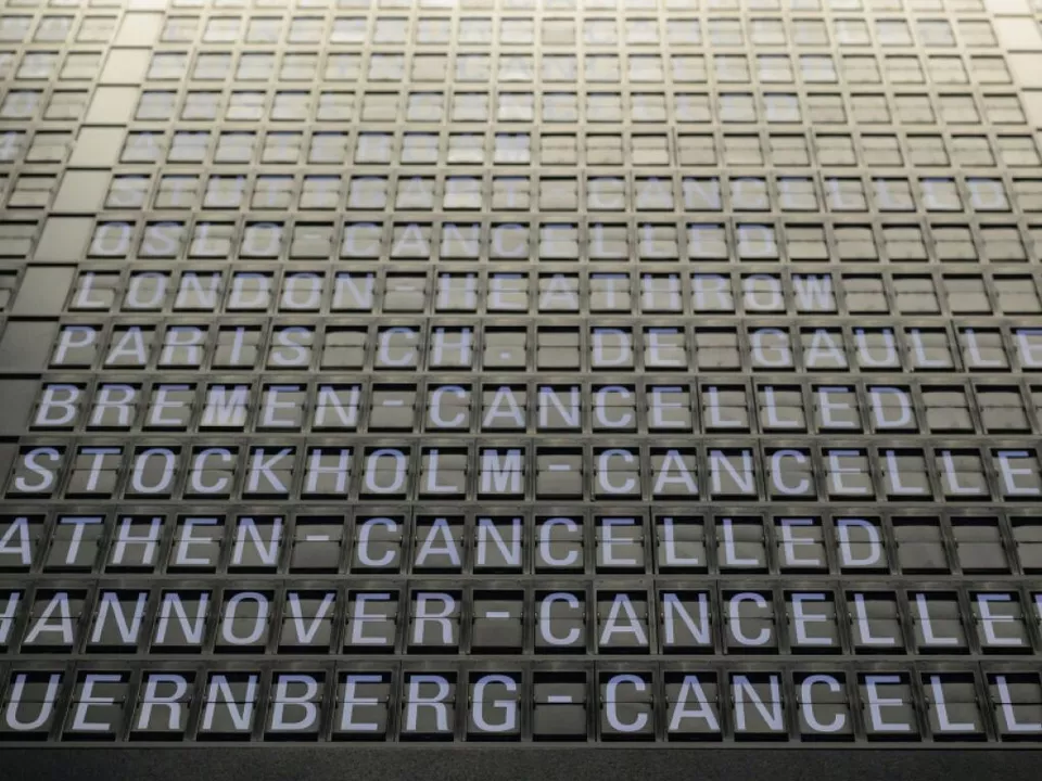 Hunderte Lufthansa-Flüge in Frankfurt und München gestrichen