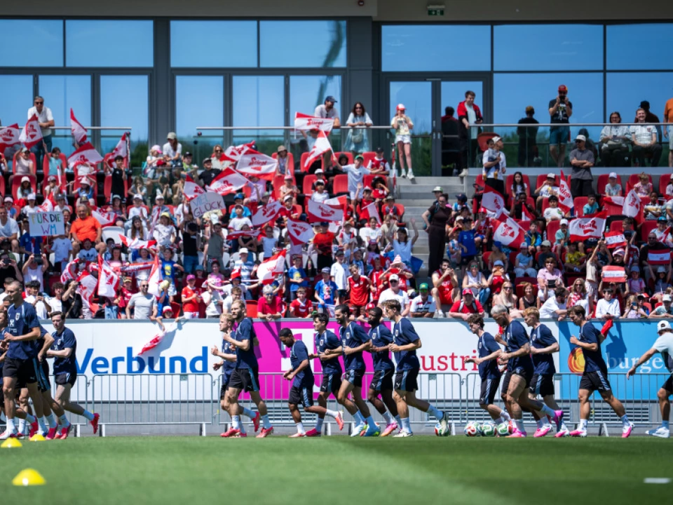 Volles Haus beim ÖFB-Training
