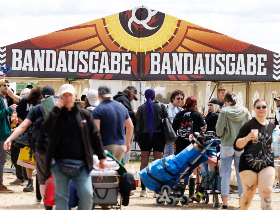Die ersten Nova-Fans reisen an