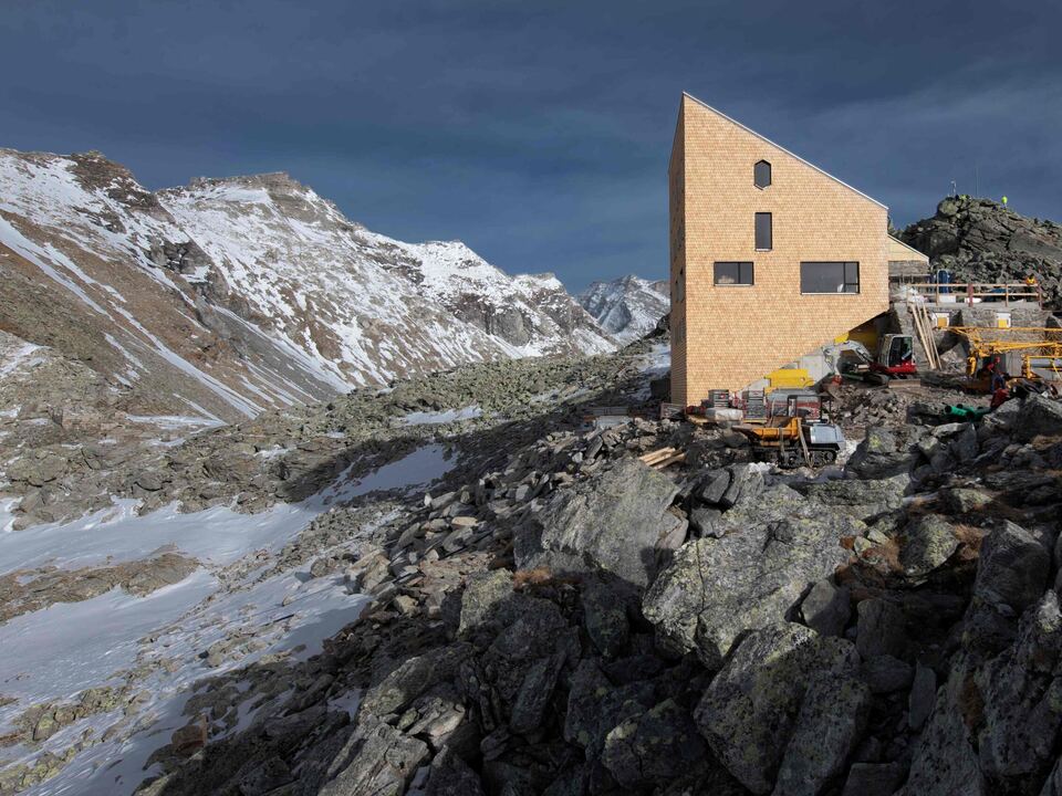 Bauen-im-Hochgebirge-Europah-tte-als-gelungenes-Beispiel-genannt