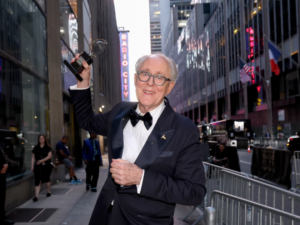 John Lithgow freut sich über seinen dritten Tony Award