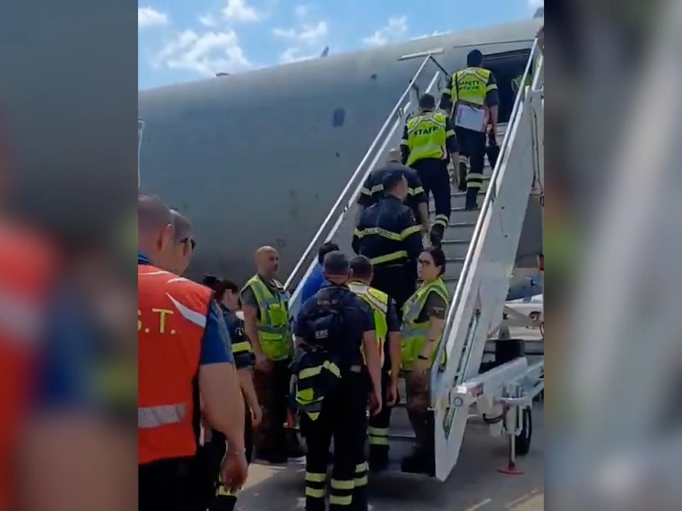 Nach Erdbebenkatastrophe: Italienische Rettungsteams gestartet – VIDEO