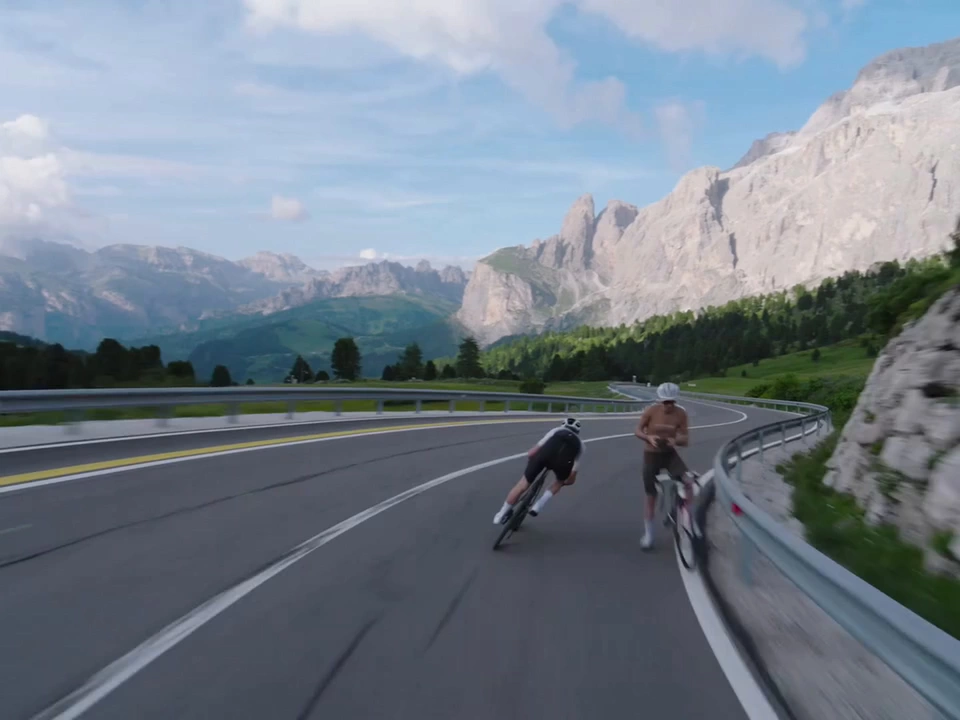 PASSO SELLA ⛽ My Favourite Pass In The Dolomites. This Is The Only One I Pushed Full Tilt On B