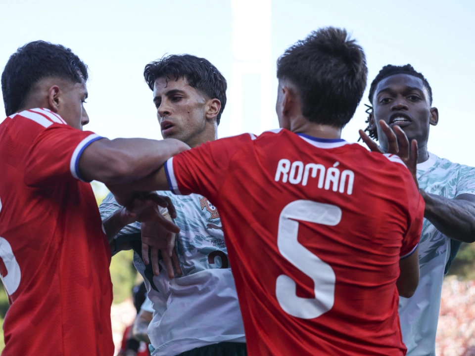 Rafael Leao und Ivan Roman wurden ausgeschlossen