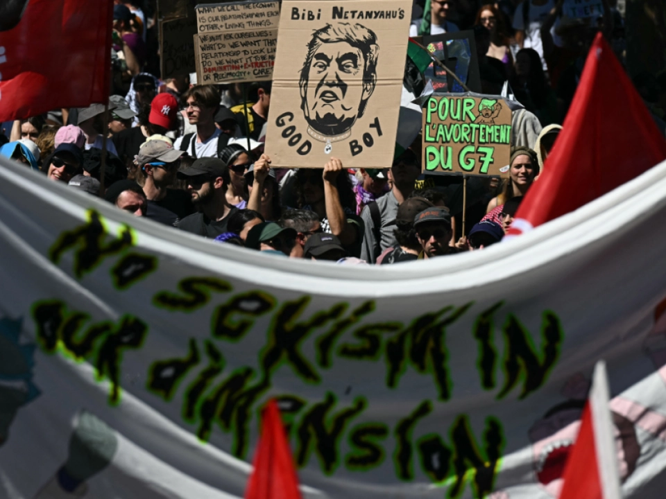 Tausende bei Protesten gegen den G7-Gipfel in Genf